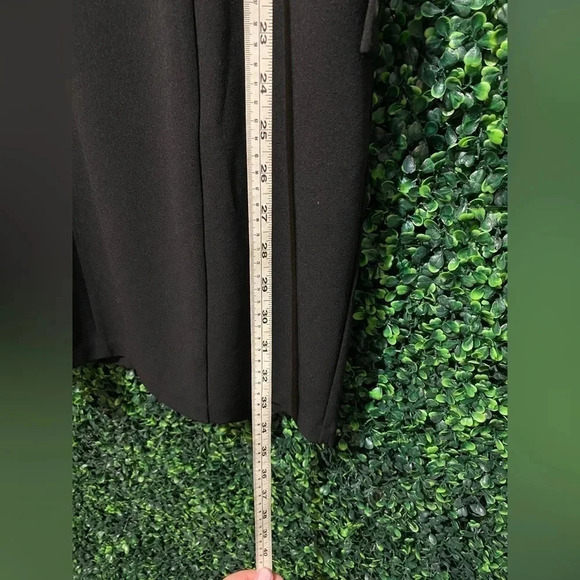 Express Fitted Dress with Puff sleeves - Size XS - Picture 8 of 9